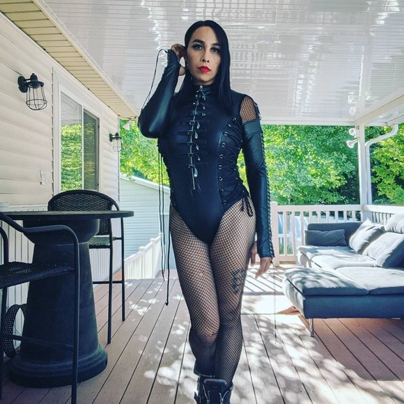 Meet your Posher, Dax - Picture 1 of 2